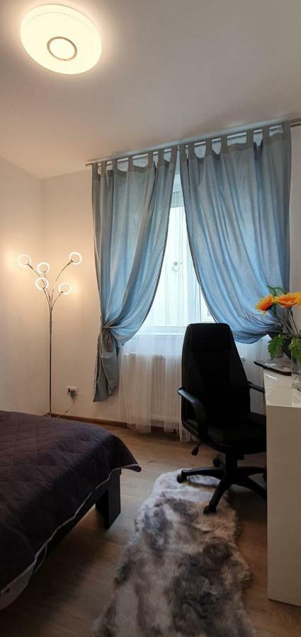 Apartament Comfort Primaverii ริชนอฟ ภายนอก รูปภาพ