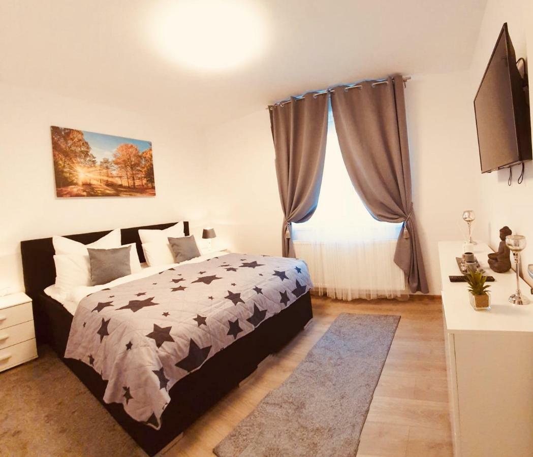 Apartament Comfort Primaverii ริชนอฟ ภายนอก รูปภาพ